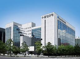 한국수출입은행은 현대엔지니어링과 현대건설이 수주한 우즈베키스탄 천연가스액화정제(GTL) 사업에 총 6억 달러를 제공한다고 13일 밝혔다.<br>