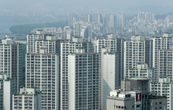 6.17 부동산 대책에도 서울권 아파트값이 꾸준히 치솟고 있다. 뉴시스