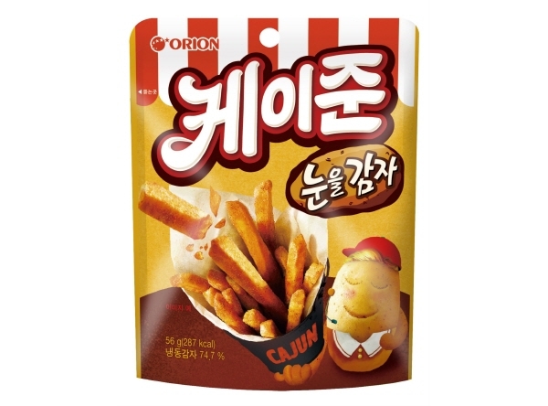 오리온은 스틱 감자스낵의 대명사인 ‘눈을감자’에 케이준 감자튀김의 외형과 맛을 구현한 ‘케이준 눈을감자’를 출시한다고 밝혔다. 오리온