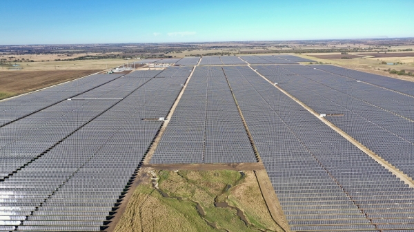 미국 텍사스주 81MW 태양광 발전소.