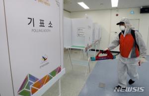 CNN·블룸버그·타임, 한국의 '코로나19 총선' 주목