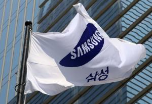 “한국인 10명 중 7명 삼성폰”…스마트폰 시장 삼성전자 독주체제 이어질까