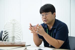 맞춤형 인공뼈로 삶의 질 높이는 김건희 수석연구원