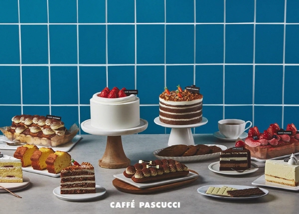 파스쿠찌가 봄 시즌을 맞아 신제품 케이크 4종을 출시했다. SPC