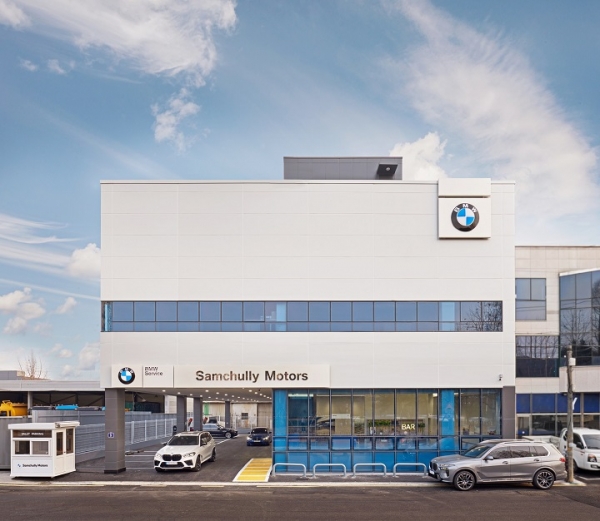 종합에너지기업 삼천리그룹의 계열사이자 BMW 공식딜러사인 삼천리 모터스가 최근 안산 지역에 서비스센터를 오픈했다. 삼천리