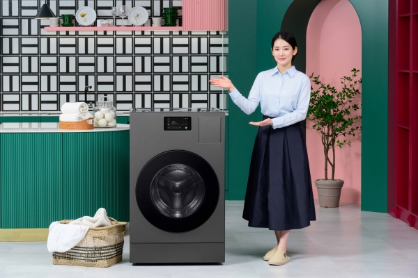 삼성전자가 올인원 세탁건조기 ‘비스포크 AI 콤보’를&nbsp;출시한지 사흘 만에 판매량 1000대를 돌파했다.&lt;삼성전자&gt;<br>
