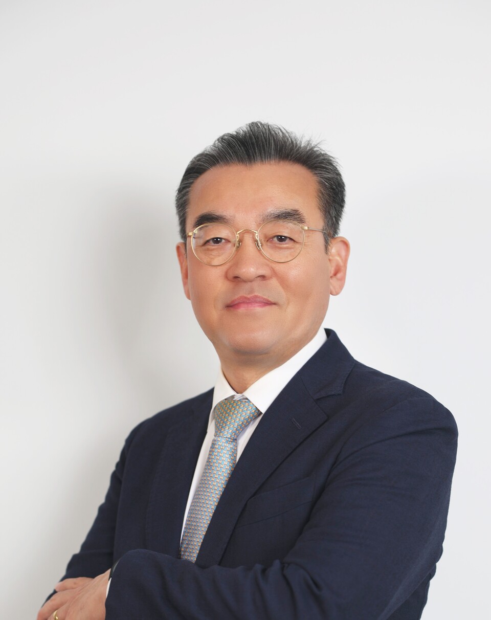 김해룡 울산대 경영대 교수는 과거 ‘정주영 경영학’을 강의한 바 있다. <인사이트코리아>는 정주영 현대그룹 창업회장의 탄생 110주년을 맞아 김 교수에게 정 회장 경영 방식과 기업과 정신을 들어봤다.<본인 제공>